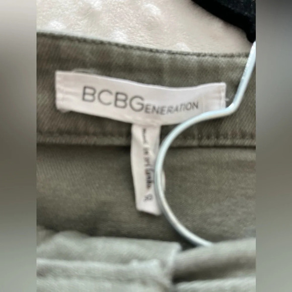 BCBGeneration Jean Mini Skirt Olive Green Stretch Size 30 - Picture 3 of 3